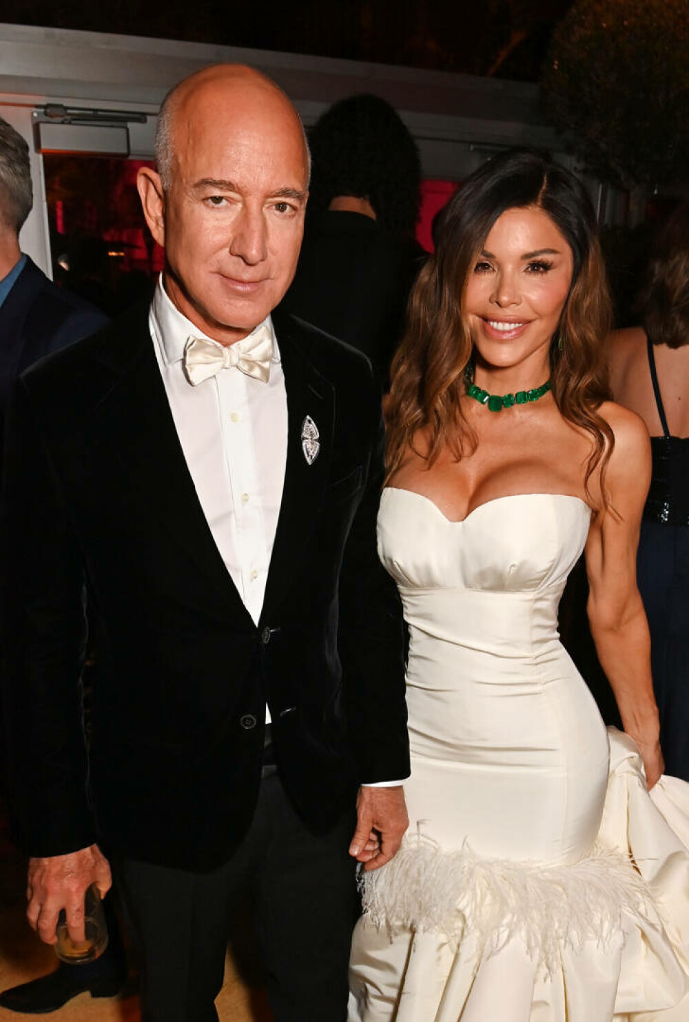 Lauren Sánchez, logodnica lui Jeff Bezos, apariție spectaculoasă la Paris într-o ținută creată de un brand românesc. FOTO - Imaginea 10