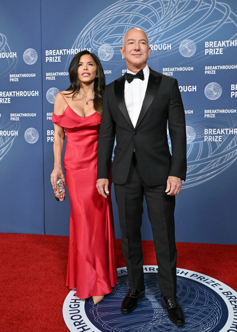 Lauren Sánchez, logodnica lui Jeff Bezos, apariție spectaculoasă la Paris într-o ținută creată de un brand românesc. FOTO - Imaginea 18