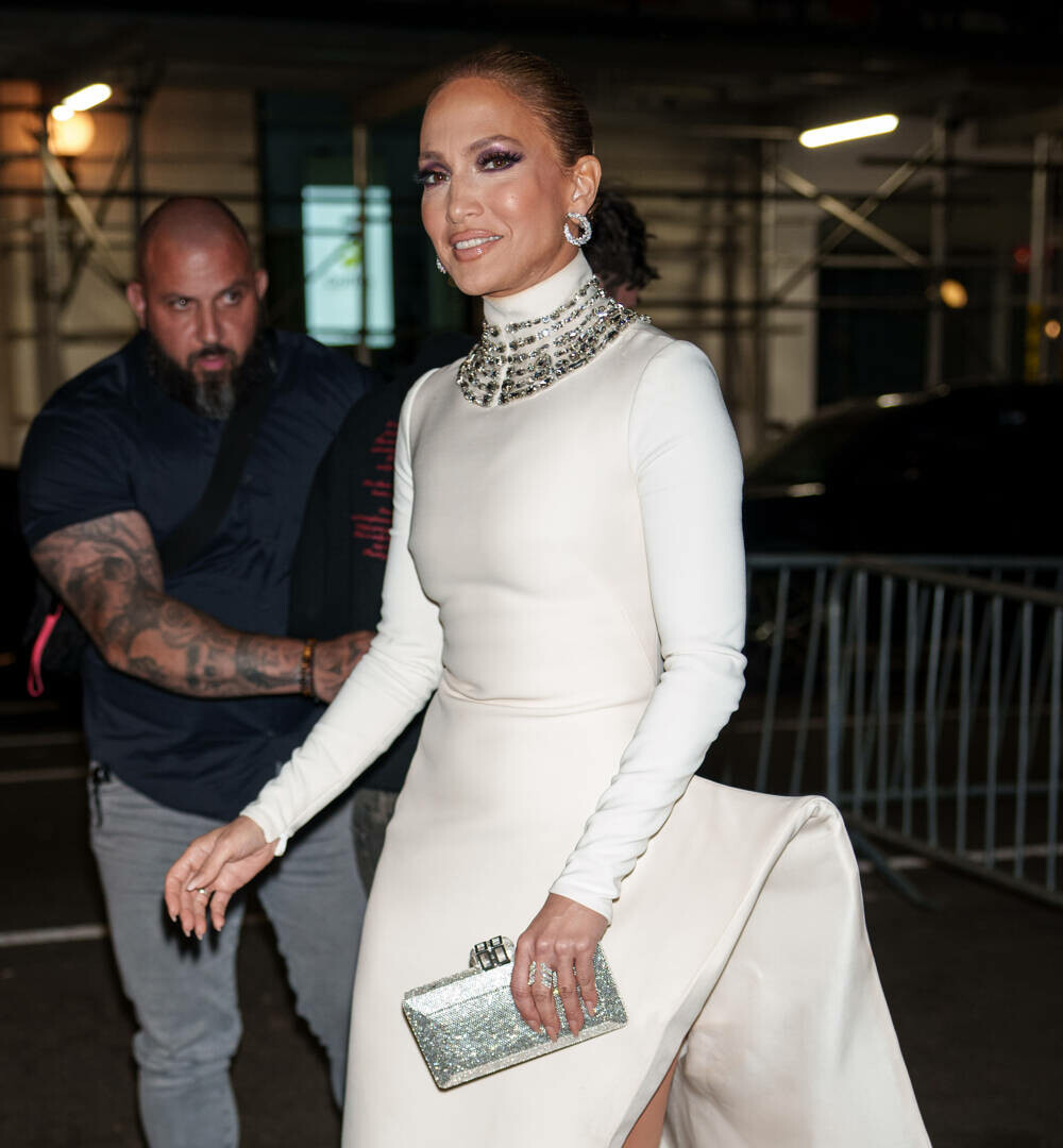 Jennifer Lopez, apariție inedită în New York. Ținuta cu care a atras toate privirile. GALERIE FOTO - Imaginea 12