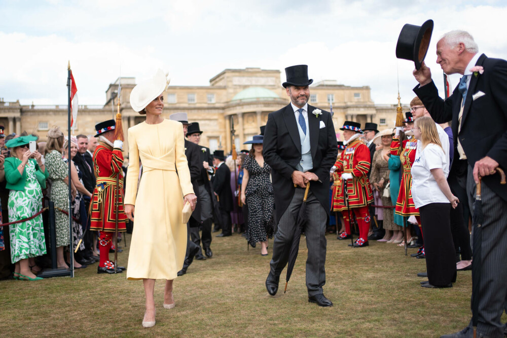 Prințesa Kate, apariție plină de eleganță la petrecerea din grădina Palatului Buckingham după 2 ani de absență. GALERIE FOTO - Imaginea 3