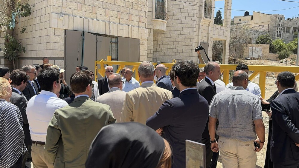 Militari israelieni au tras cu „gloanţe reale” într-un grup de diplomaţi străini, inclusiv din România, în Jenin. Reacția MAE - Imaginea 8