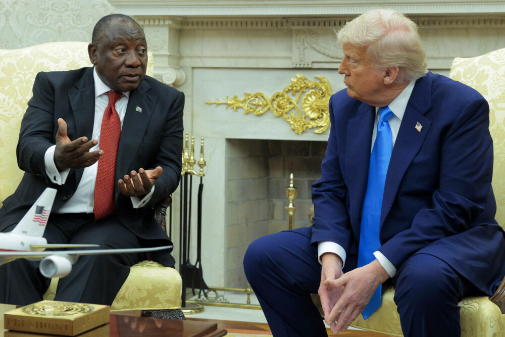 Confruntare între Donald Trump și omologul sud-african, în Biroul Oval. Președintele SUA l-a acuzat de genocid - Imaginea 6