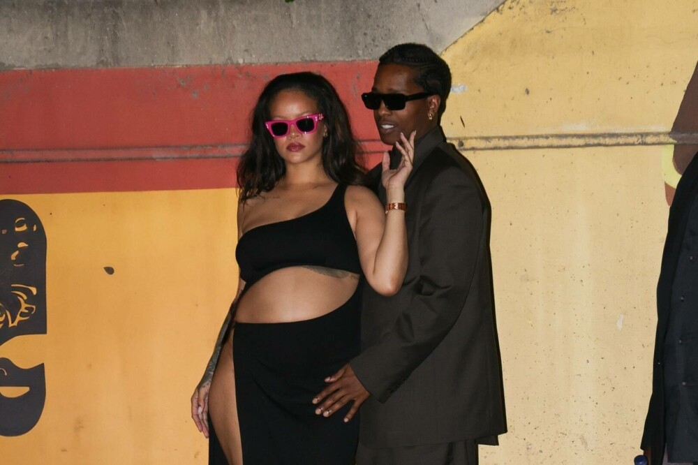 Rihanna, apariție îndrăzneață la Festivalul de la Cannes. Cum a fost surprinsă vedeta alături de iubitul ei. GALERIE FOTO - Imaginea 28