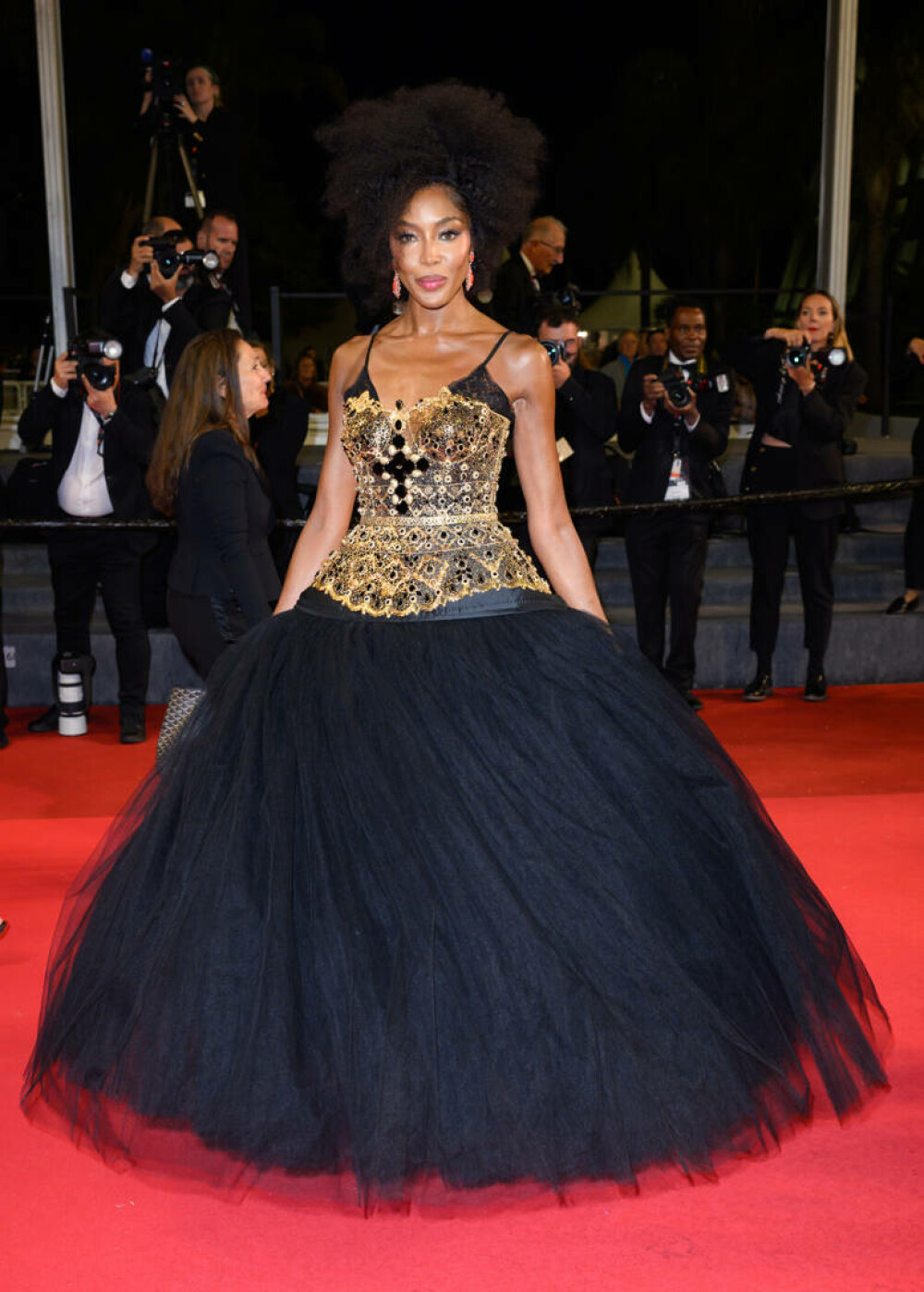 Naomi Campbell împlinește 55 de ani. Povestea primei femei de culoare care a apărut pe coperta „Vogue France” | FOTO - Imaginea 14