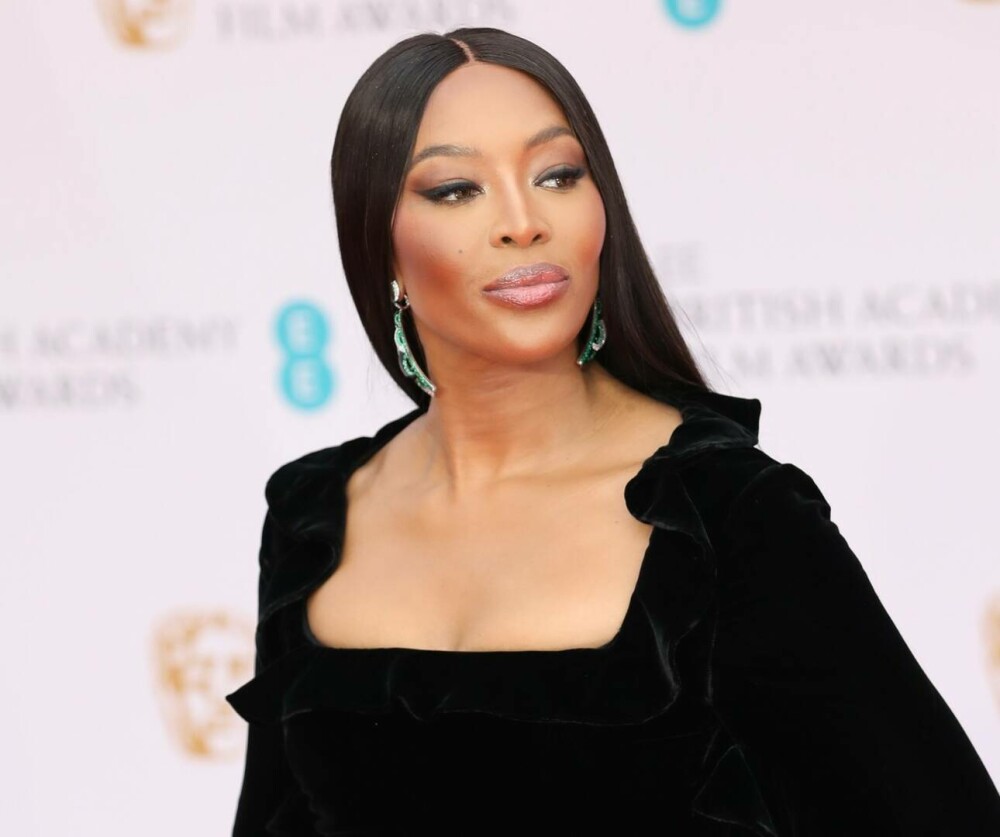 Naomi Campbell împlinește 55 de ani. Povestea primei femei de culoare care a apărut pe coperta „Vogue France” | FOTO - Imaginea 61