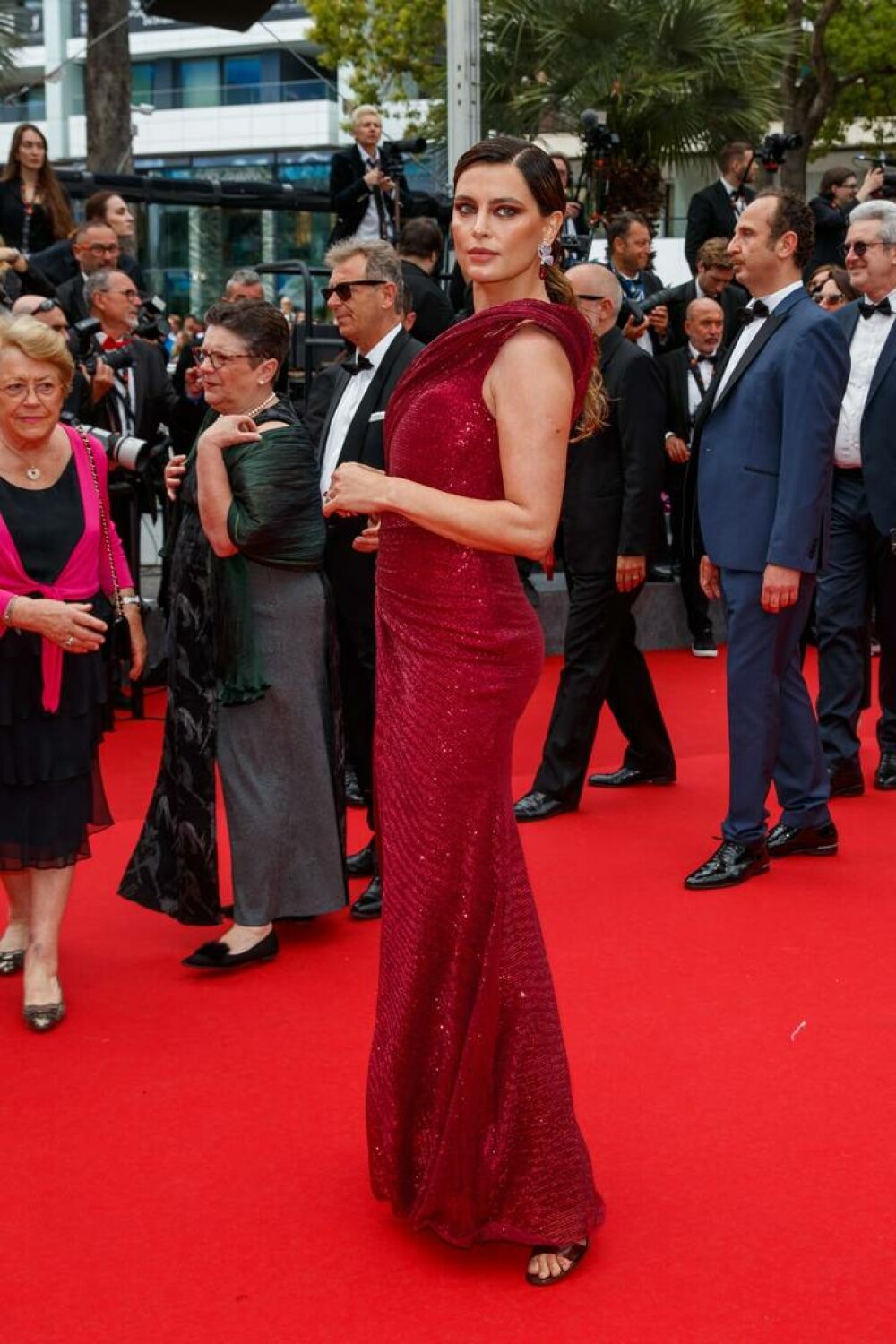 Catrinel Menghia, premiată la Cannes cu trofeul Starlight. Ținuta cu care a atras toate privirile. GALERIE FOTO - Imaginea 23