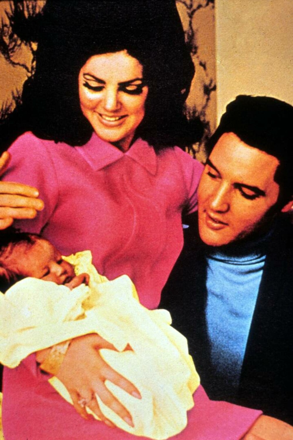 Priscilla Presley a împlinit 80 de ani. Fosta soție a lui Elvis, un simbol al eleganței și discreției. GALERIE FOTO - Imaginea 11