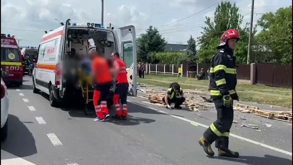 ANIMAȚIE GRAFICĂ. Cum s-a produs accidentul violent din Iași, soldat cu 17 victime. Greșeala flagrantă a unuia dintre șoferi - Imaginea 7