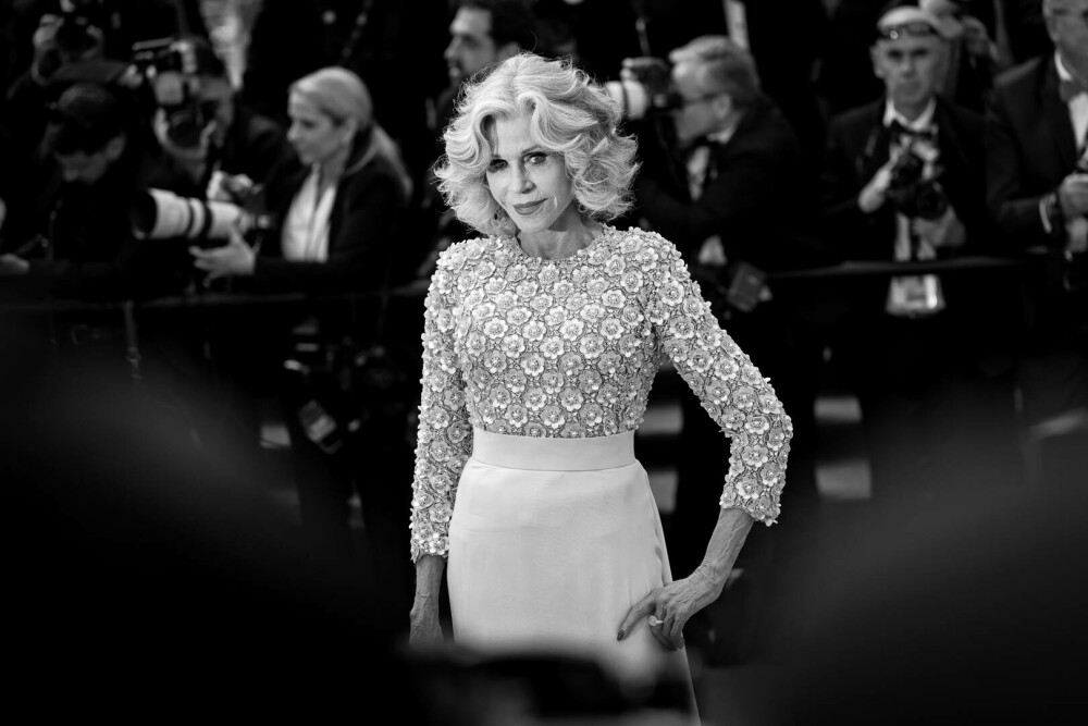 Jane Fonda, apariție spectaculoasă la 87 de ani, pe covorul roșu de la Cannes. GALERIE FOTO - Imaginea 4