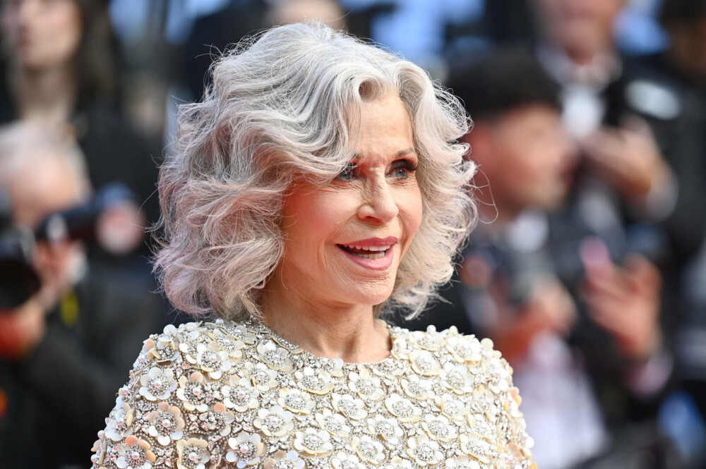 Jane Fonda, apariție spectaculoasă la 87 de ani, pe covorul roșu de la Cannes. GALERIE FOTO - Imaginea 14