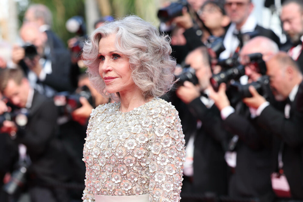 Jane Fonda, apariție spectaculoasă la 87 de ani, pe covorul roșu de la Cannes. GALERIE FOTO - Imaginea 36