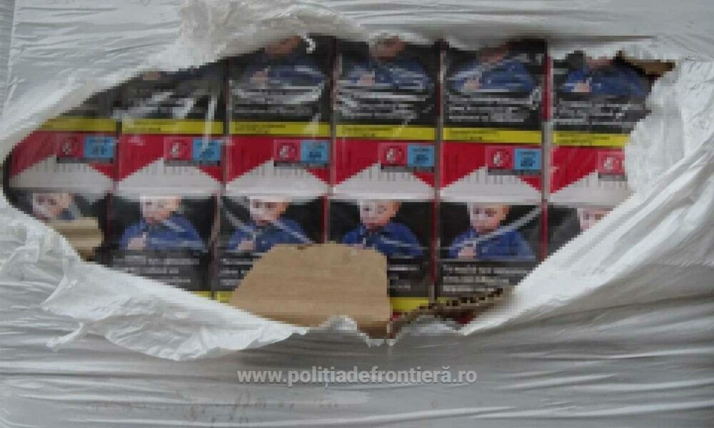 Captură de aproape 1,2 milioane de euro în Giurgiu. Ce se ascundea într-un TIR care transporta paleți. FOTO - Imaginea 4