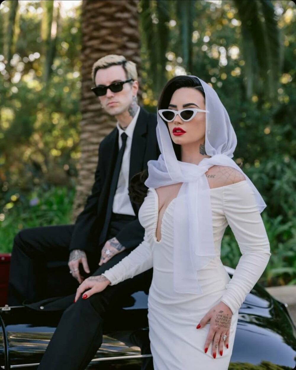 Demi Lovato și partenerul ei, Jutes, s-au căsătorit. Ce rochie a purtat artista. GALERIE FOTO - Imaginea 15