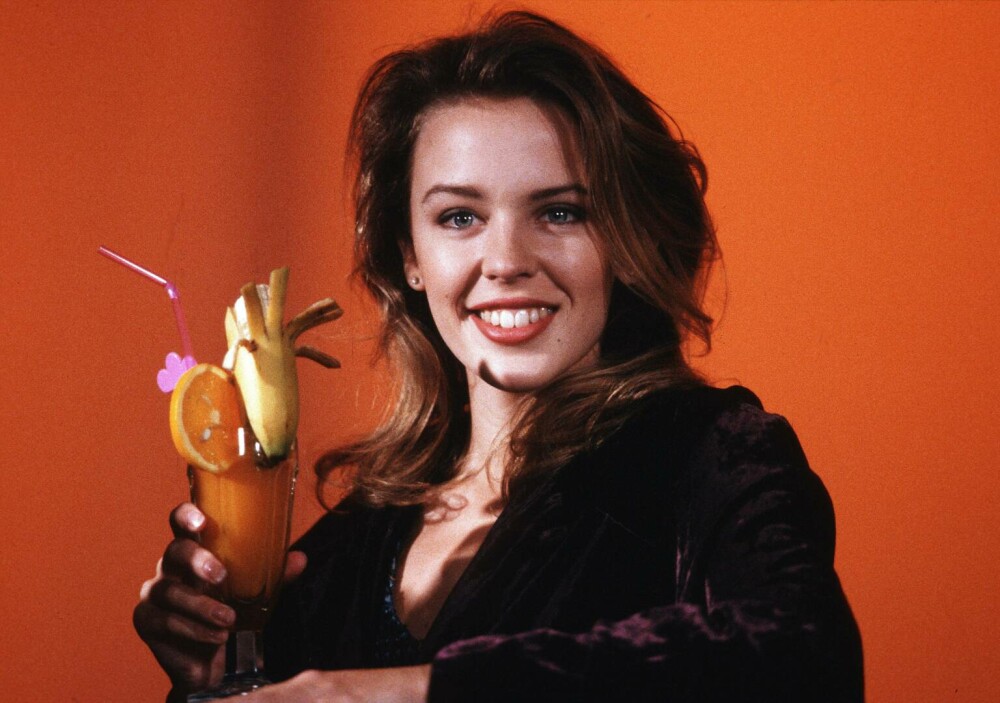Cântăreaţa şi actriţa Kylie Minogue împlineşte 57 de ani. Cum a devenit un simbol al muzicii pop. GALERIE FOTO - Imaginea 2