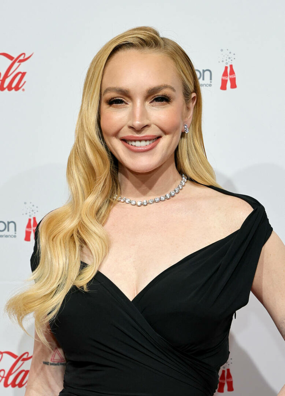 Lindsay Lohan, despre zvonurile operațiilor estetice: „Nici nu știu cum să răspund”. Cum arată acum vedeta. FOTO - Imaginea 29