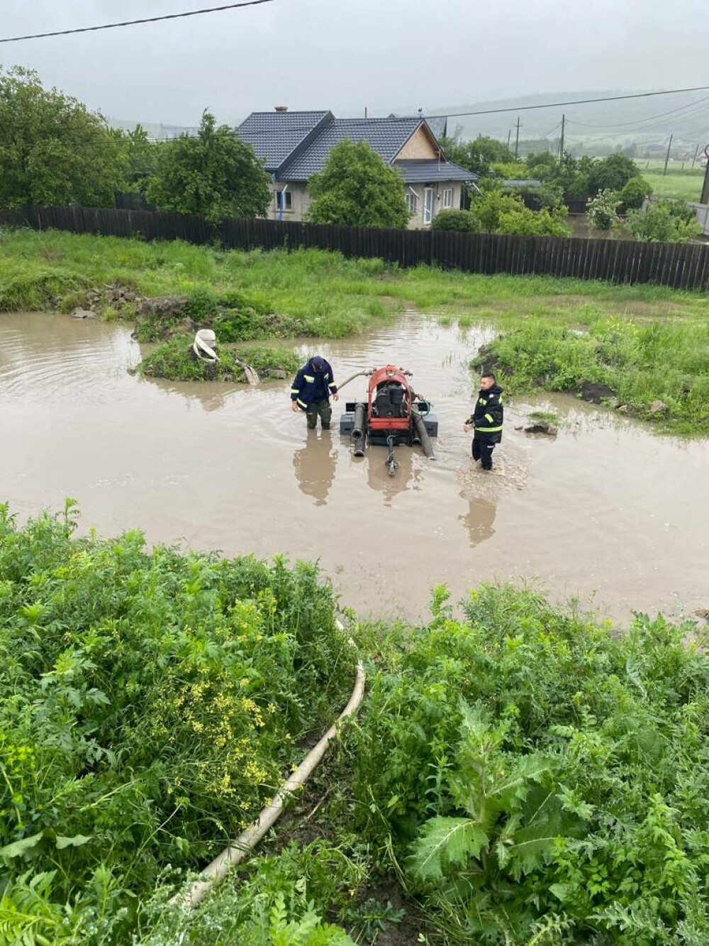 Infotrafic: Restricţii de circulaţie în judeţele Covasna, Galaţi, Harghita şi Braşov, din cauza precipitaţiilor abundente - Imaginea 3