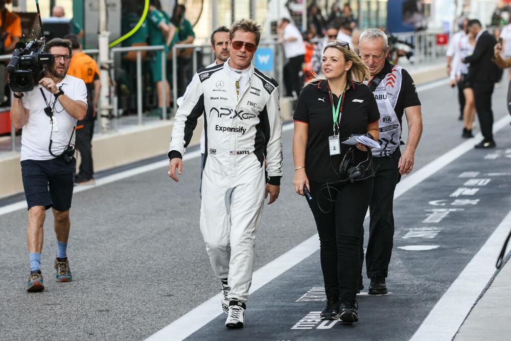 Brad Pitt, primele dezvăluiri după finalizarea divorțului de Angelina Jolie. „Nu cred că a fost ceva atât de important” - Imaginea 68