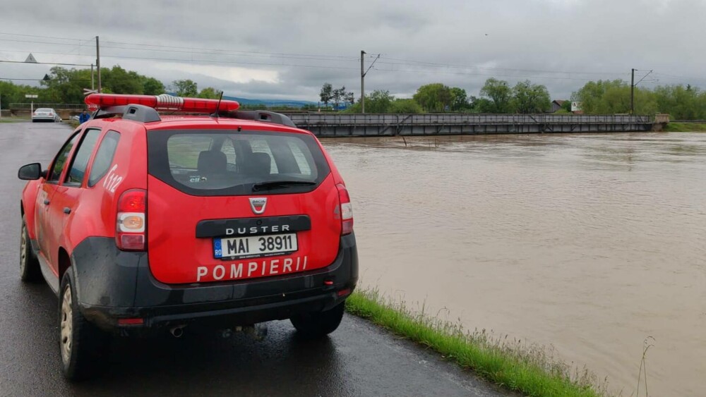 IGSU: Aproximativ 300 de gospodării din Covasna, inundate şi peste 300 de persoane rămân evacuate. GALERIE FOTO - Imaginea 14