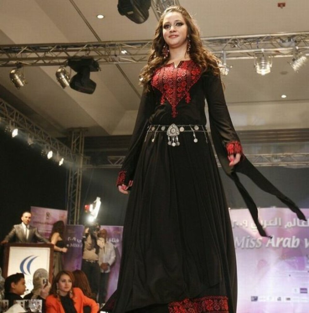 NO COMMENT! GALERIE FOTO: Miss Lumea Araba 2009 - Imaginea 8
