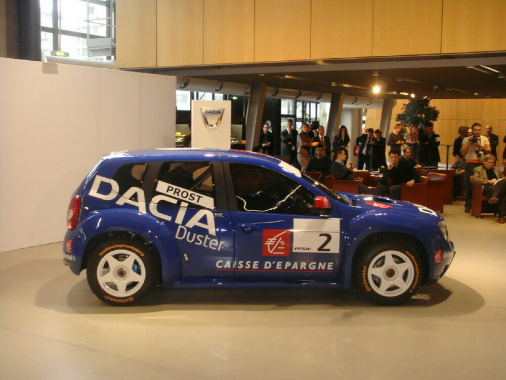 Dacia Duster, lansata la Geneva! Basescu, primul roman care o va conduce - Imaginea 12