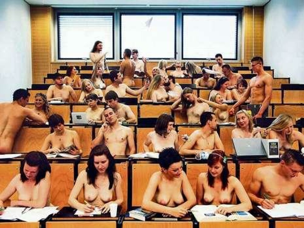 Calendar nud cu studenti din Germania! - Imaginea 1