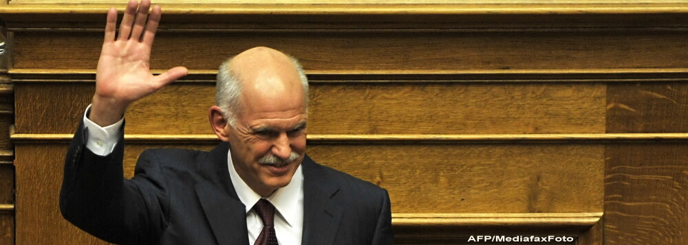 Merkel si Sarkozy pe Titanicul elen. Filozofia lui Papandreou despre Grecia, exprimata in Photoshop - Imaginea 2