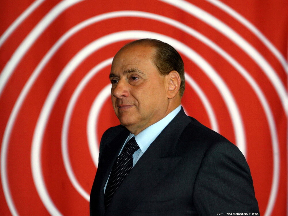 Optiunile lui Silvio Berlusconi dupa demisie: fuga la tropice sau incercarea de a reveni in politica - Imaginea 4