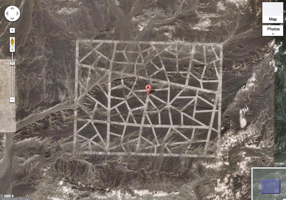 China construieste structuri gigantice, de neinteles, in mijlocul desertului. Nimeni nu stie de ce - Imaginea 4