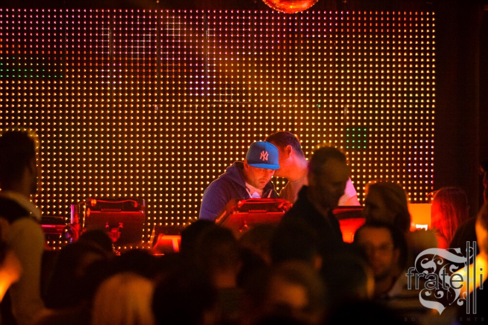 Dj Johnny DaMix a incins atmosfera intr-un club din Timisoara. Vezi galerie FOTO - Imaginea 9