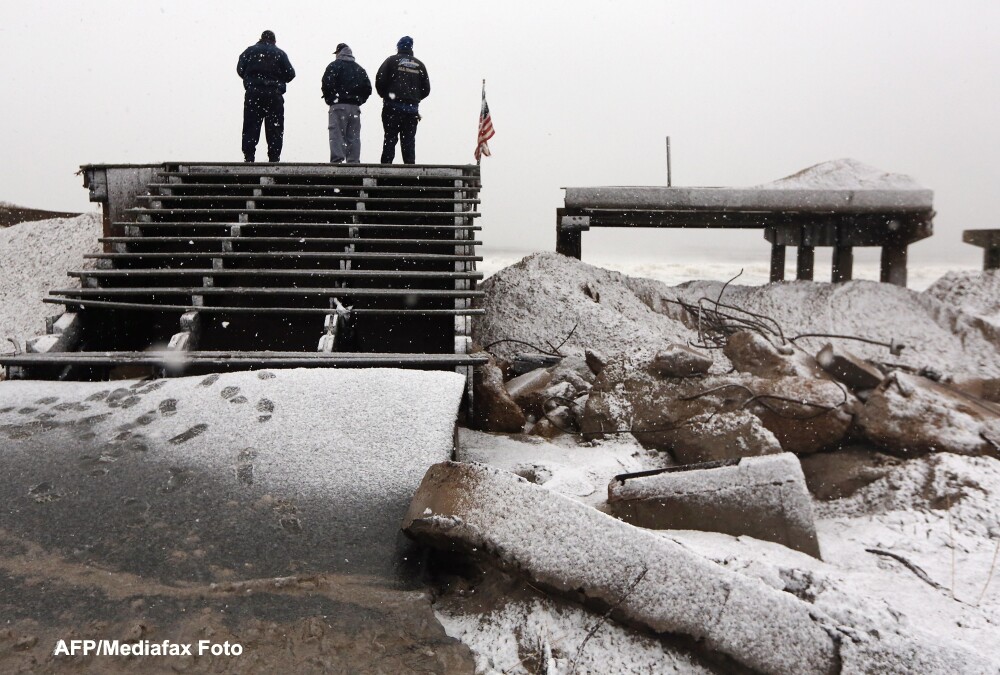 Dupa uraganul Sandy, inca un fenomen extrem loveste New York-ul: furtuna hibernala. Galerie FOTO - Imaginea 3