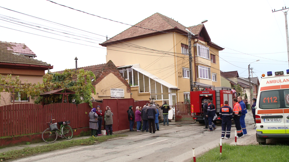 Sfarsit cumplit pentru un batran din Timisoara. Acesta a murit carbonizat in propria casa - Imaginea 5