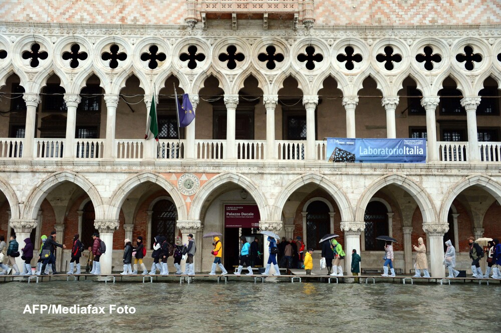 Inundatiile din Venetia au afectat aproape 3 sferturi din suprafata orasului. Imagini spectaculoase - Imaginea 3