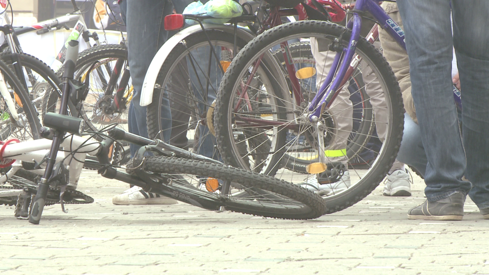 Bikerii din Vestul tarii au protestat la Timisoara impotriva furtului de biciclete. GALERIE FOTO - Imaginea 2