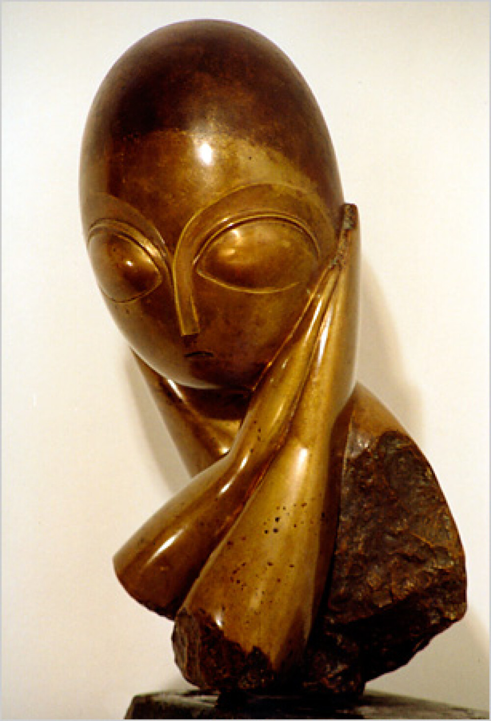 Constantin Brancusi, artistul care a revolutionat sculptura, s-ar putea intoarce, in sfarsit, acasa - Imaginea 7