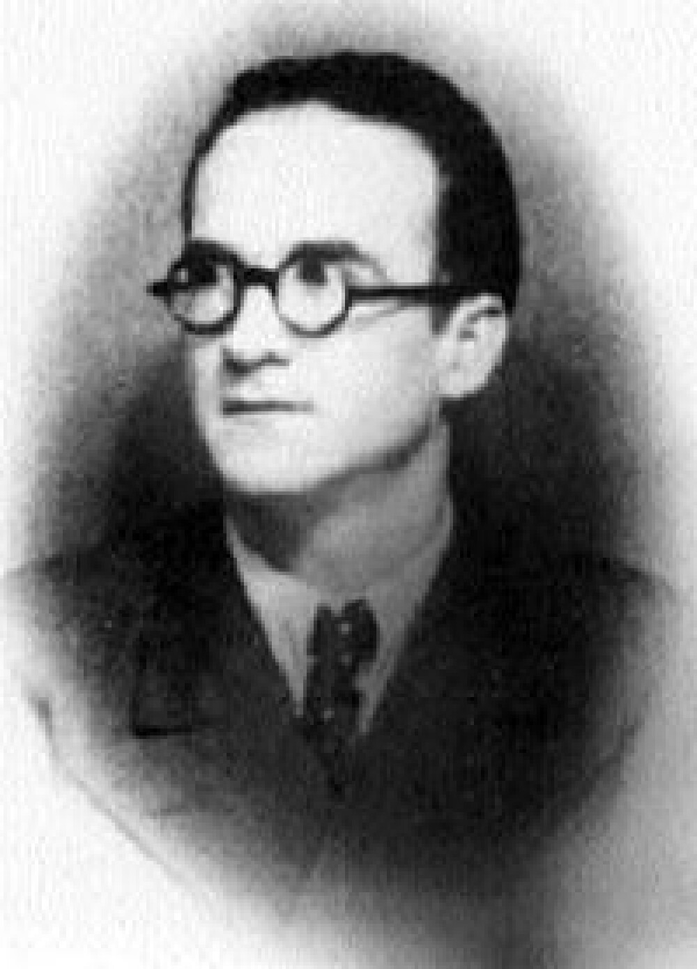 Mircea Eliade. Viața, opera și contribuția la literatura universală - Imaginea 1
