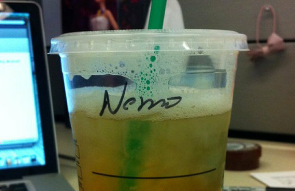 Topul celor mai haioase nume scrise gresit pe paharele de la Starbucks - Imaginea 5