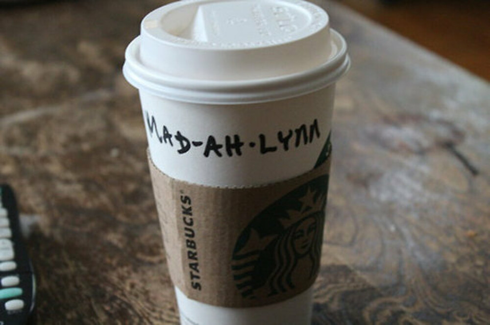 Topul celor mai haioase nume scrise gresit pe paharele de la Starbucks - Imaginea 2