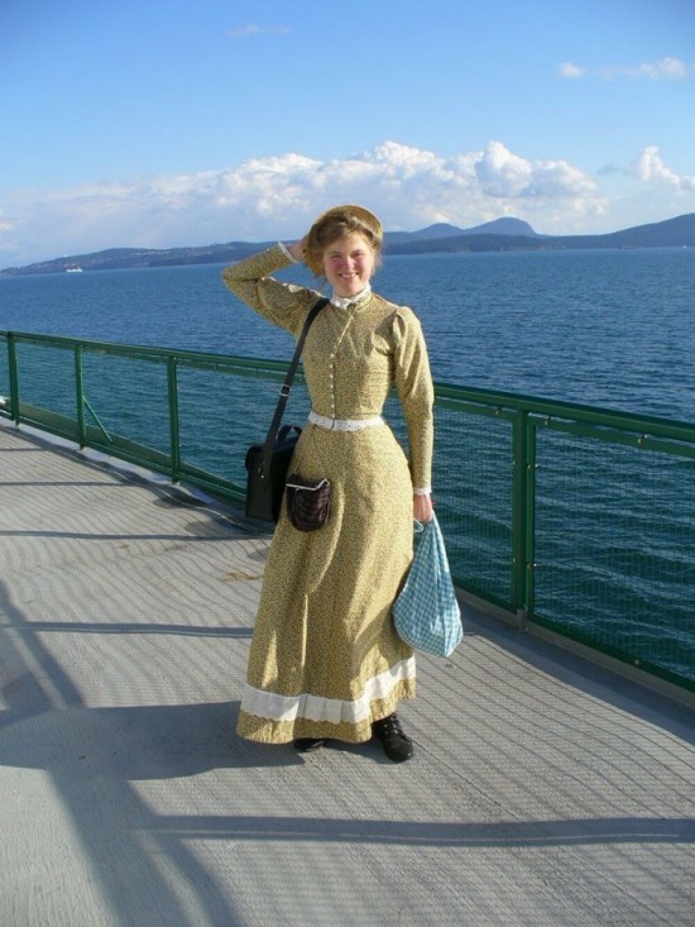 Cum arata femeia din SUA care a renuntat la tehnologie si traieste ca in epoca victoriana. FOTO - Imaginea 2