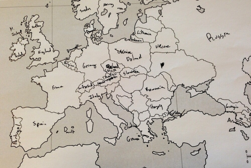 Americanii incearca sa localizeze pe harta tarile Europei. Unde au plasat Romania. GALERIE FOTO - Imaginea 1