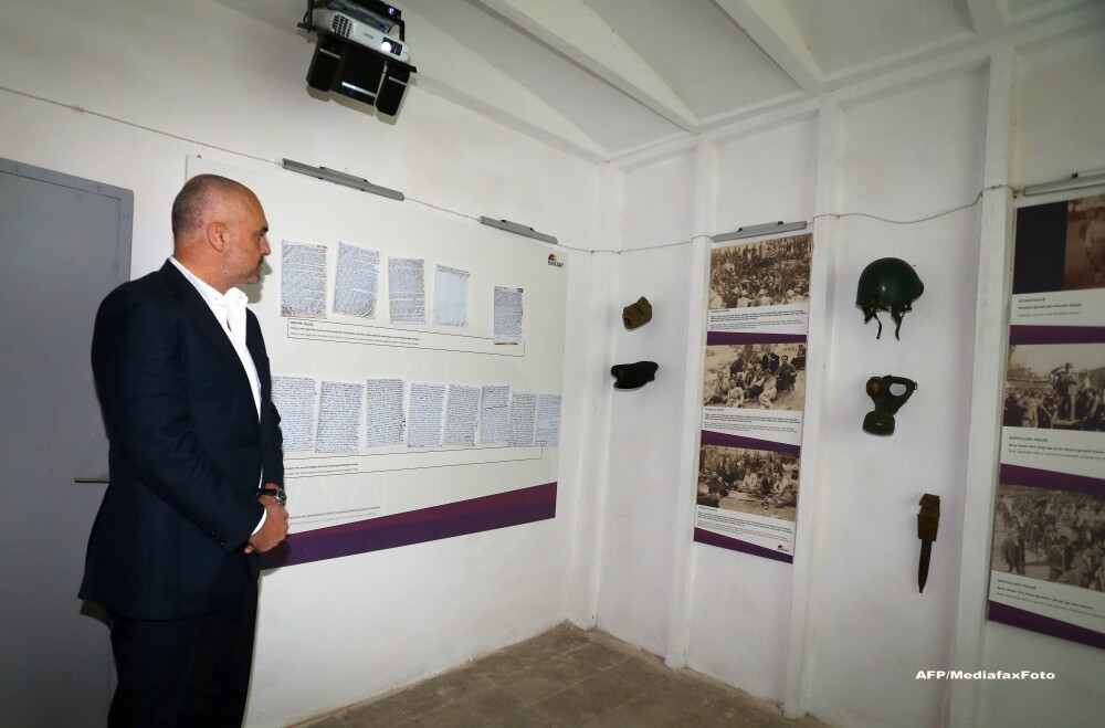IMAGINI in premiera din bunkerul nuclear top-secret al fostului dictator comunist al Albaniei. Constructia are 106 camere - Imaginea 2