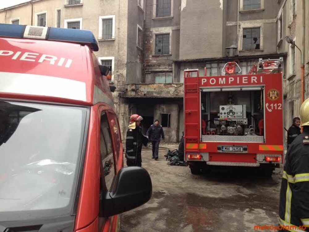 Incendiul din Colectiv, 10 ani. Imagini greu de privit, cele mai dureroase momente. Tragedia care a scos România în stradă - Imaginea 35