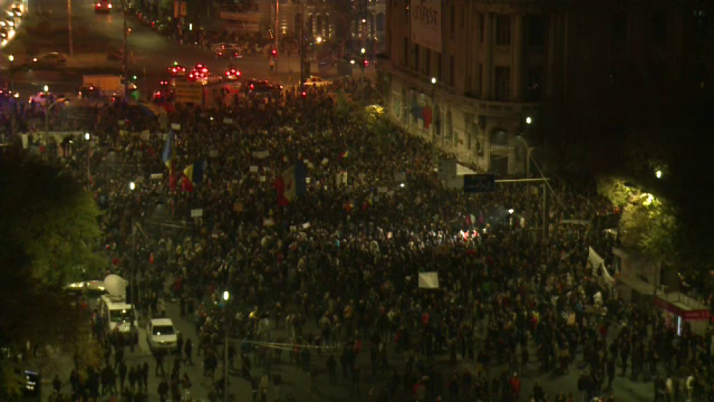 CORUPTIA UCIDE. 15.000 de oameni au protestat pentru schimbare in Piata Universitatii. 