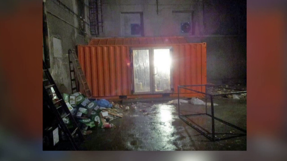 Incendiul din Colectiv, 10 ani. Imagini greu de privit, cele mai dureroase momente. Tragedia care a scos România în stradă - Imaginea 44