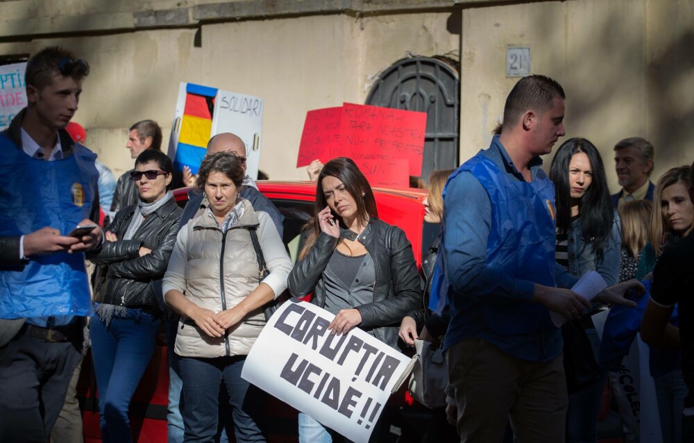 Diaspora, alaturi de romanii din tara. Proteste la Madrid, Roma, Copenhaga si San Francisco. FOTO - Imaginea 2