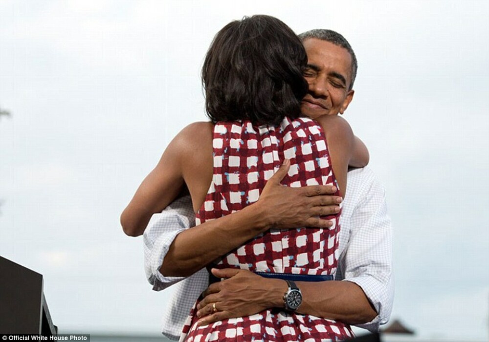 Cum arătau Michelle și Barack Obama în tinerețe. Fostul președinte a împlinit 62 de ani. GALERIE FOTO - Imaginea 13