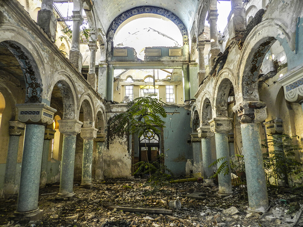 Fotografii sexy în Sinagoga din Constanța. Cazul a ajuns în presa internațională - Imaginea 1