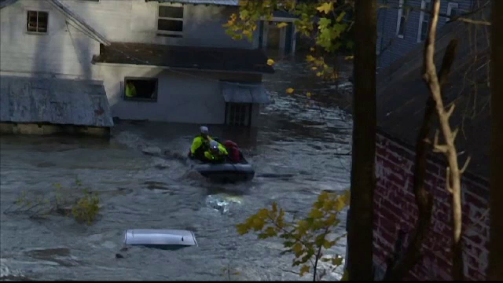 New York-ul, sub ape din cauza inundațiilor. Autoritățile sunt în stare de urgență - Imaginea 2