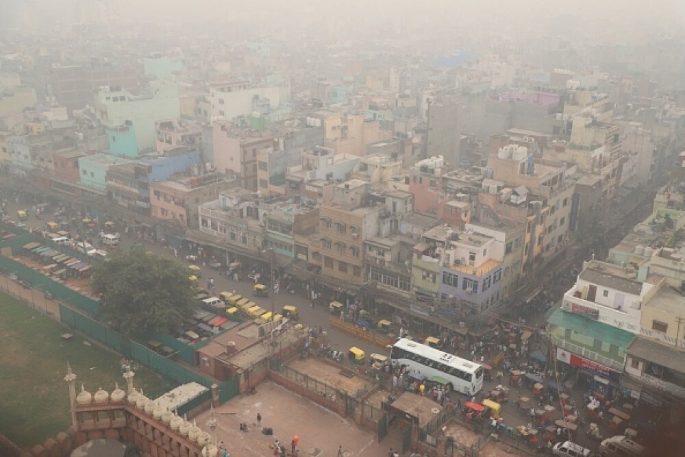 Orașul ”sufocat” de poluare. A fost declarată stare de urgenţă. FOTO - Imaginea 4