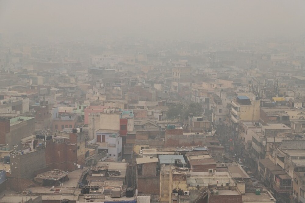 Orașul ”sufocat” de poluare. A fost declarată stare de urgenţă. FOTO - Imaginea 3