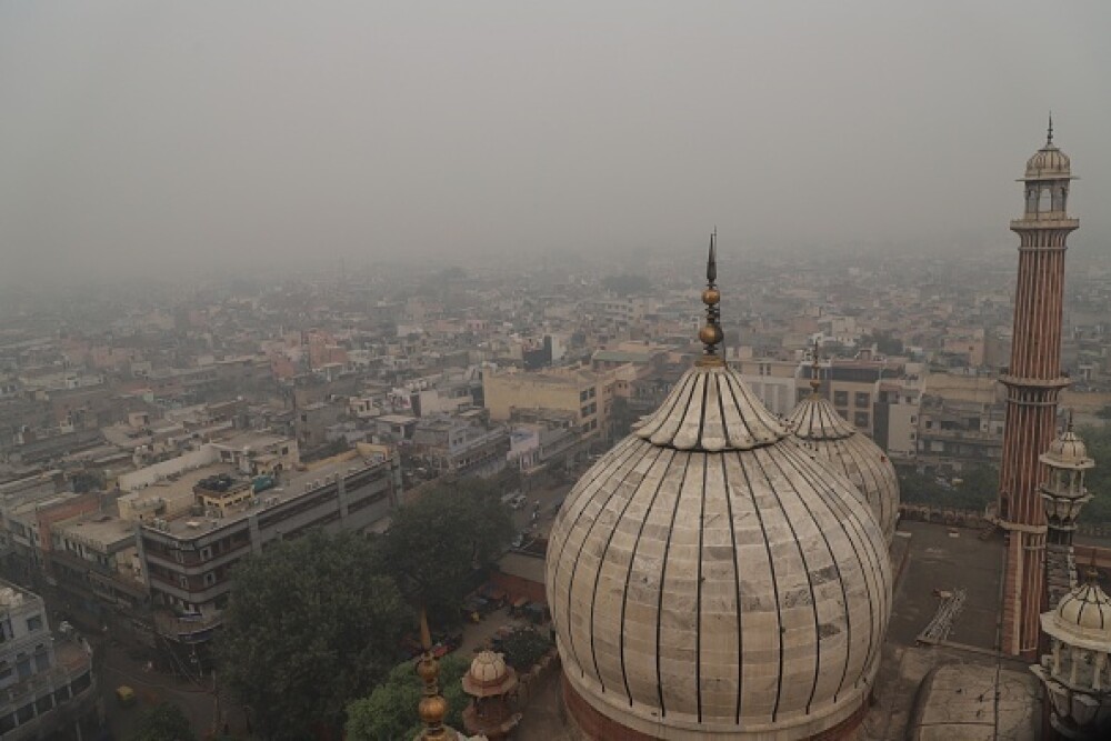 Orașul ”sufocat” de poluare. A fost declarată stare de urgenţă. FOTO - Imaginea 1